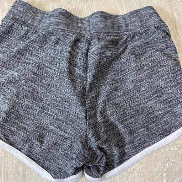 Shorts and Unicorn Vibes Glitter Tumbler Bag Plus Sequin Bag - Picture 3 of 11